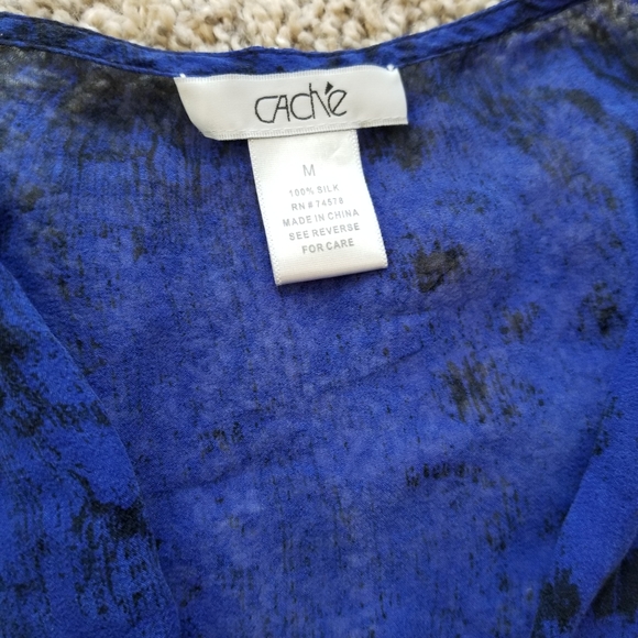 Cache | 100% silk sheer embroidered blouse - Picture 6 of 10